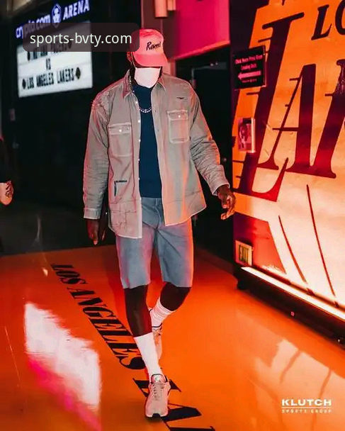 百威体育直播平台 如何通过百威体育直播平台深度解析一场对攻大战:湖人VS步行者复盘教程