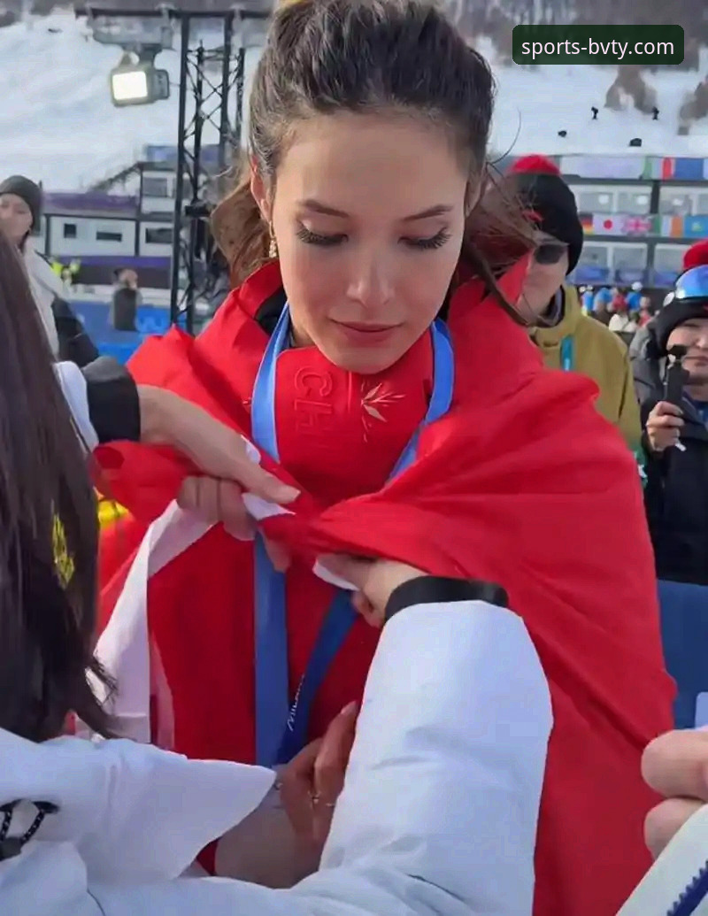 百威体育官网 如何通过百威体育App深度解析谷爱凌的米兰卫冕之路:一份观赛与思考指南